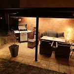 Komplettes Monteur Haus