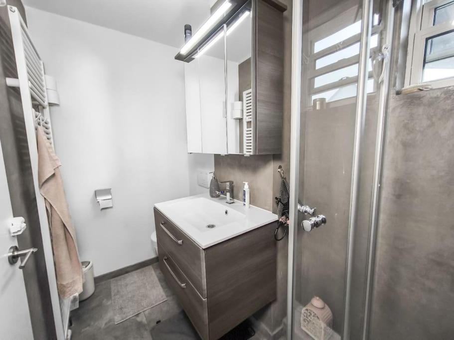 Apartment Komplettes Monteur Haus